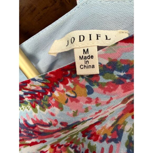 JODIFL Red Print Maxi Dress Double V Neck Tie Back Dolman Sleeve Tiered Sz L EUC - Picture 4 of 8